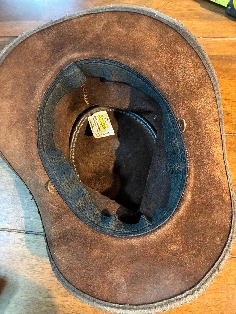 Cool vintage Rustic Brown Leather Cowboy Hat 🤠 - Picture 4 of 4